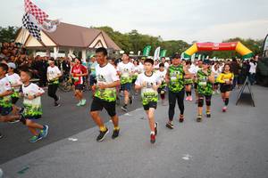 BIB: 
                            <button type="button" onclick="openModal(3530708)" class="btn btn-primary btn-sm float-right btn-popup" data-toggle="modal" data-target=".modal-high-quality">
                        <i class="fas fa-shopping-cart"></i> Add to Cart
                    </button>
                                            <button type="button" onclick="isThisMe(3530708, true)" class="btn btn-success btn-sm float-right btn-popup btn-isme hidden" data-toggle="tooltip" data-placement="bottom" title="นี่คือรูปของคุณใช่ไหม คลิกที่นี่เพื่อเอาเข้าอัลบั้ม">
                        <i class="fas fa-plus"></i> Add to album
                    </button>
                    <button type="button" onclick="isThisMe(3530708, false)" class="btn btn-warning btn-sm float-right btn-popup btn-isnotme hidden">
                        <i class="fas fa-ban"></i> Remove from album
                    </button>